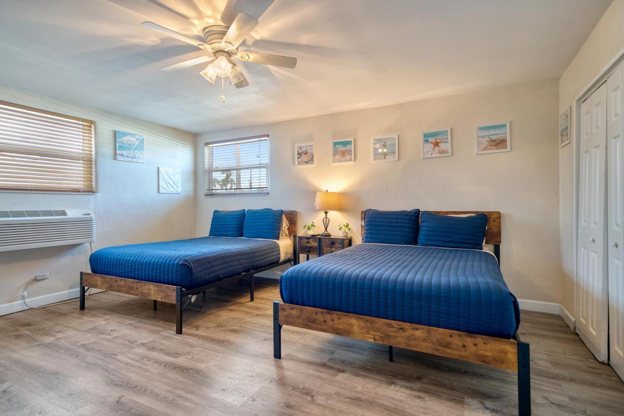 Camelot Beach Suites เคลียร์วอเตอร์บีช ภายนอก รูปภาพ